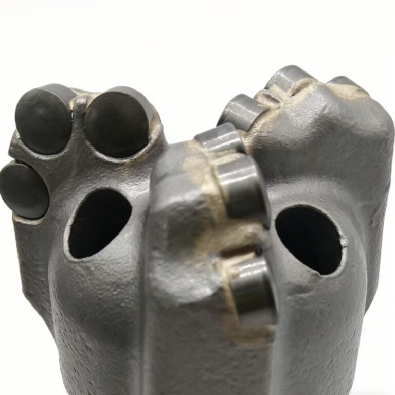 Three-wing arc-angle PDC rock drilling bit